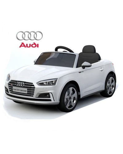 AUDI- კაუჩუკის საბურავით/რბილი სკამით.