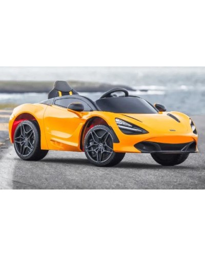 MCLAREN 720S კაუჩუკის საბურავებით.