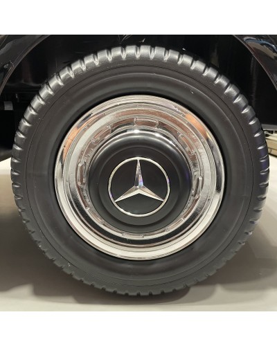 Mercedess S300 კაჩუკის საბურავით.რბილი სკამით.